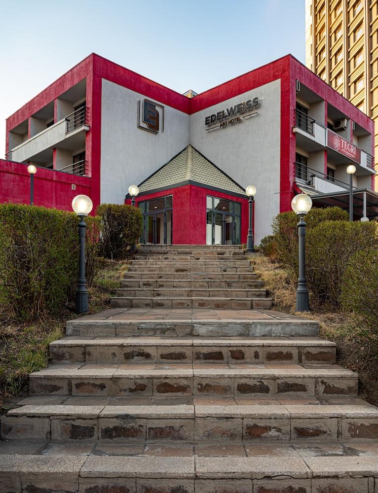 Edelweiss Hotel