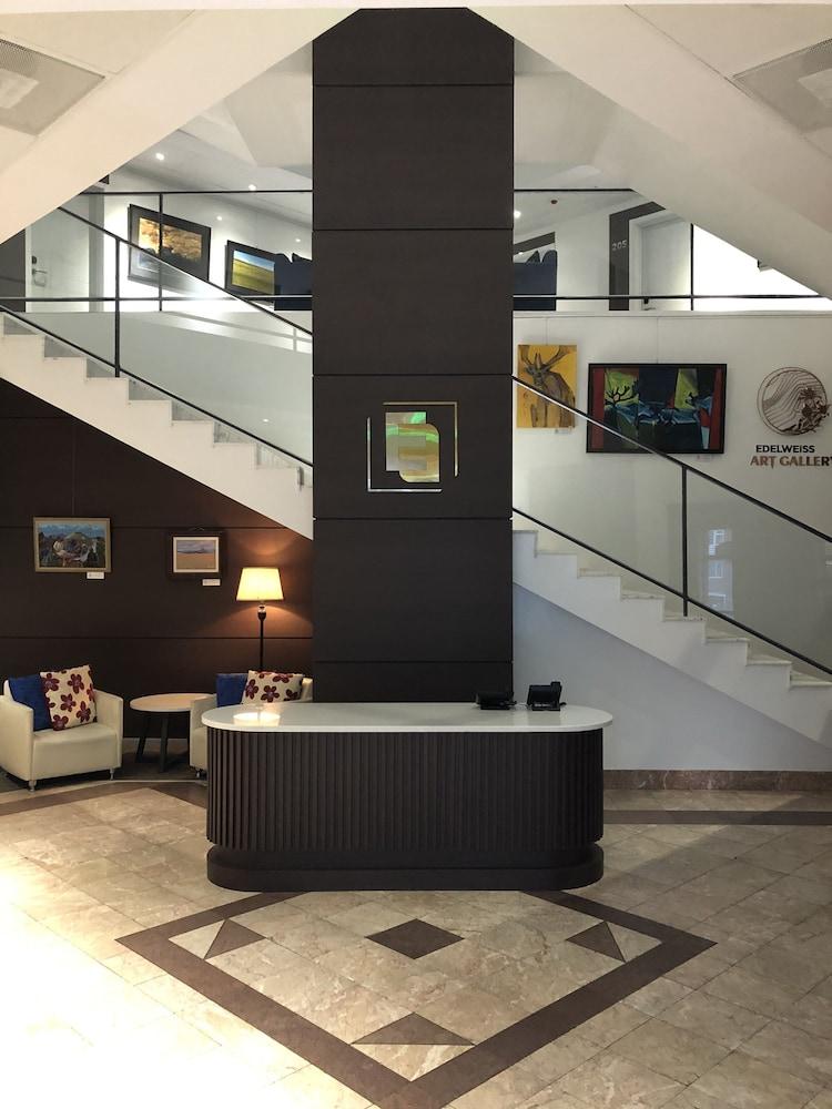 Edelweiss Hotel