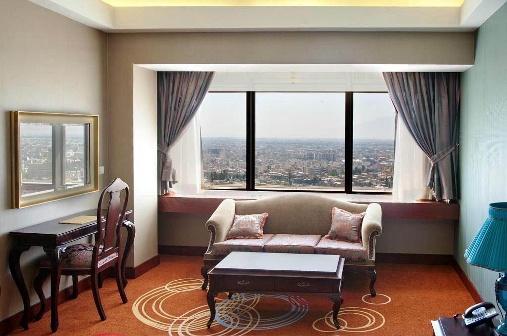 Shiraz Hotel