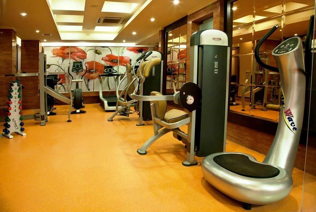 Shiraz Hotel