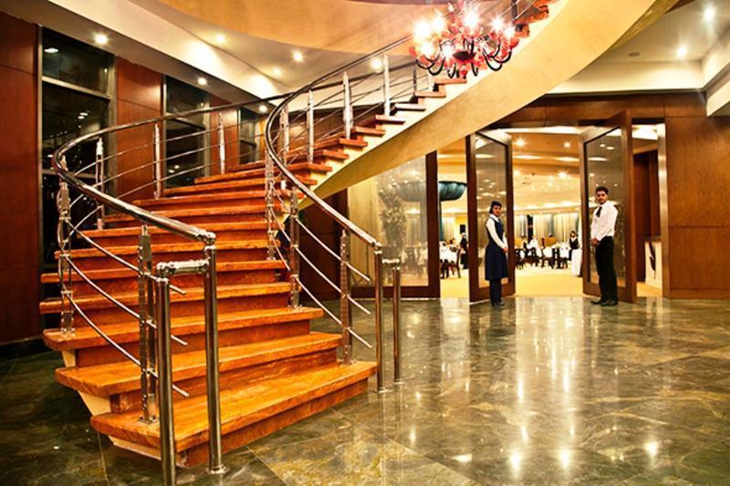 Shiraz Hotel