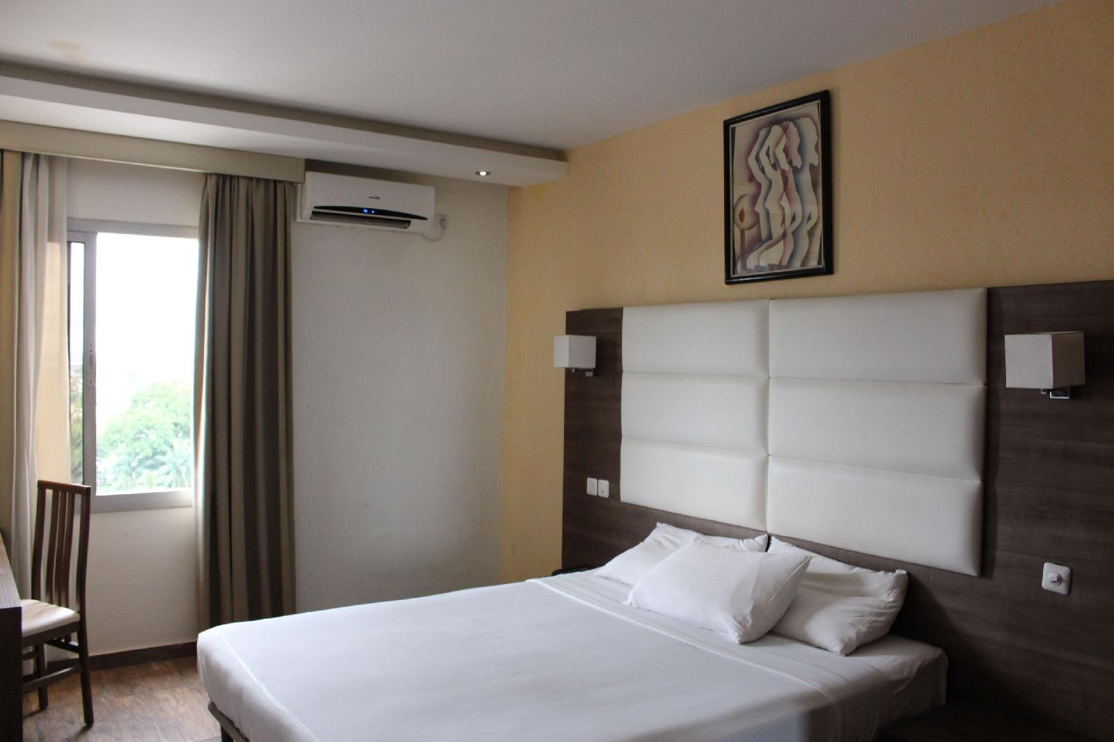 Lewat Hotel