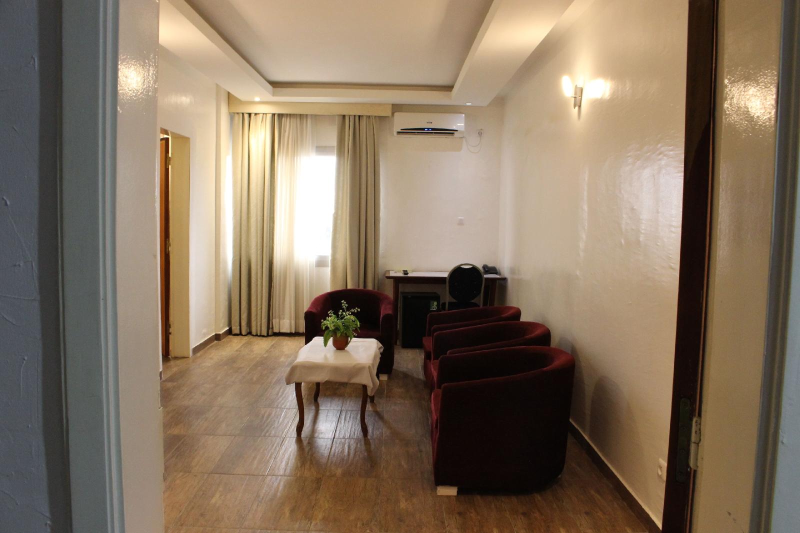 Lewat Hotel