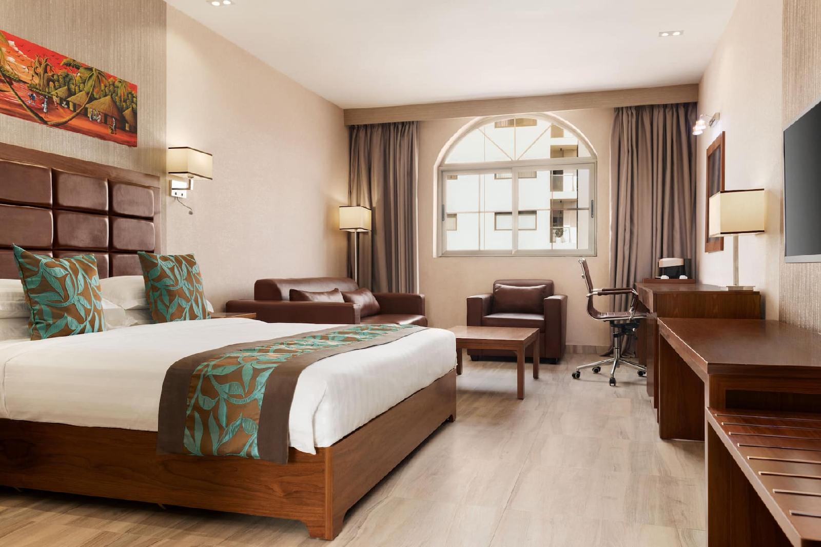 Days Hotel and Suites by Wyndham Dakar