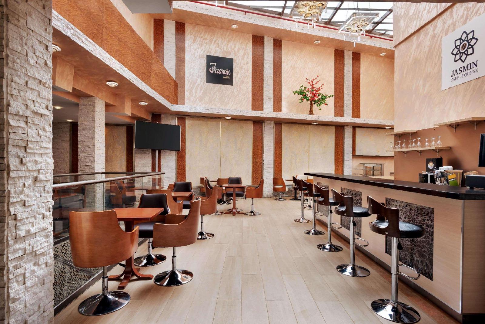 Days Hotel and Suites by Wyndham Dakar