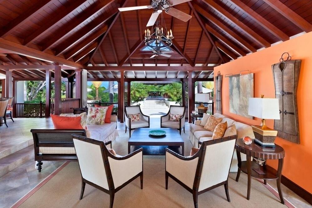 Alila Villa