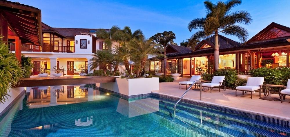 Alila Villa