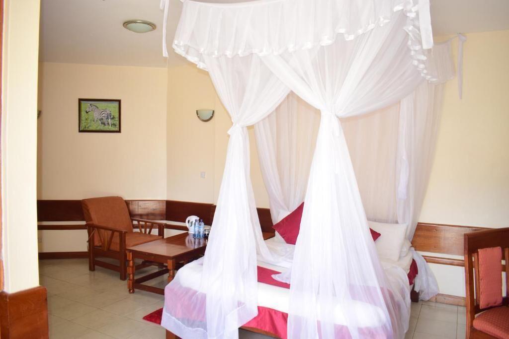 Meru Slopes Hotel