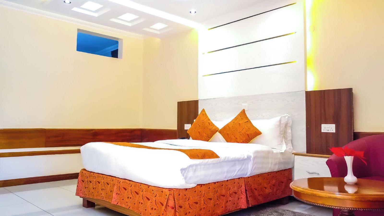 Meru Slopes Hotel