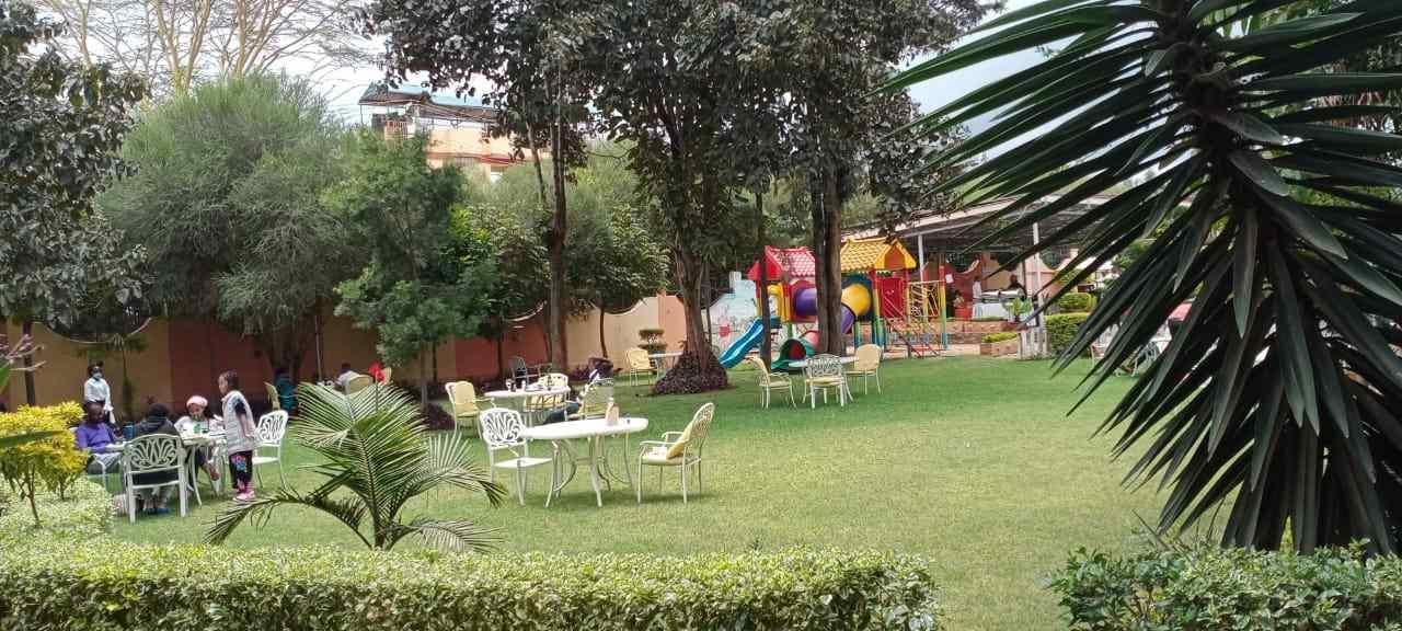 Falcon Heights Hotel