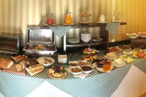 Hotel Les Jardins Carol