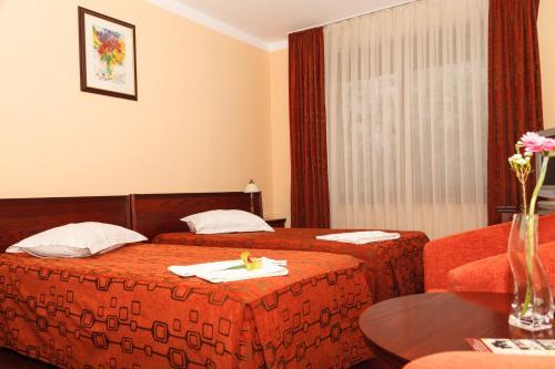 Hotel Elyon