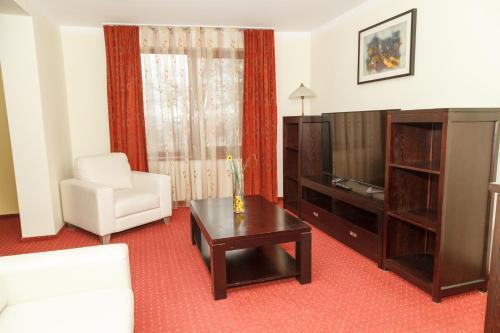 Hotel Elyon