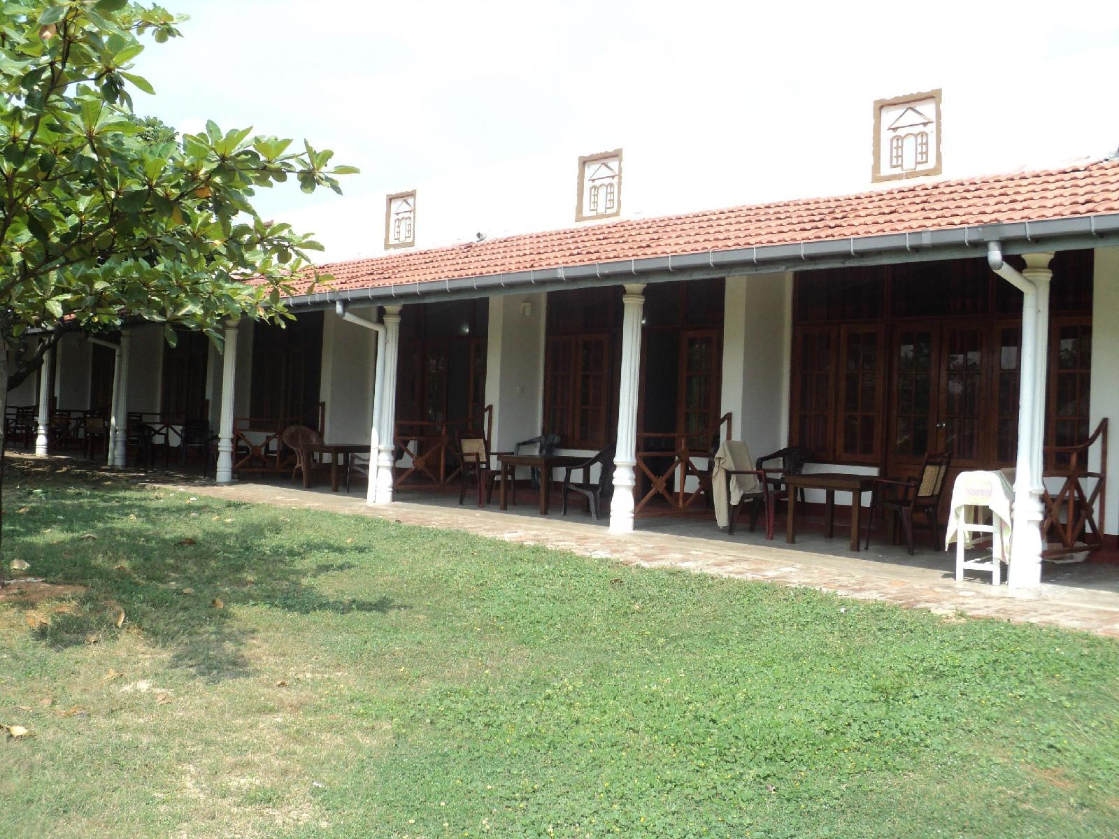 Hotel White Sand Beach