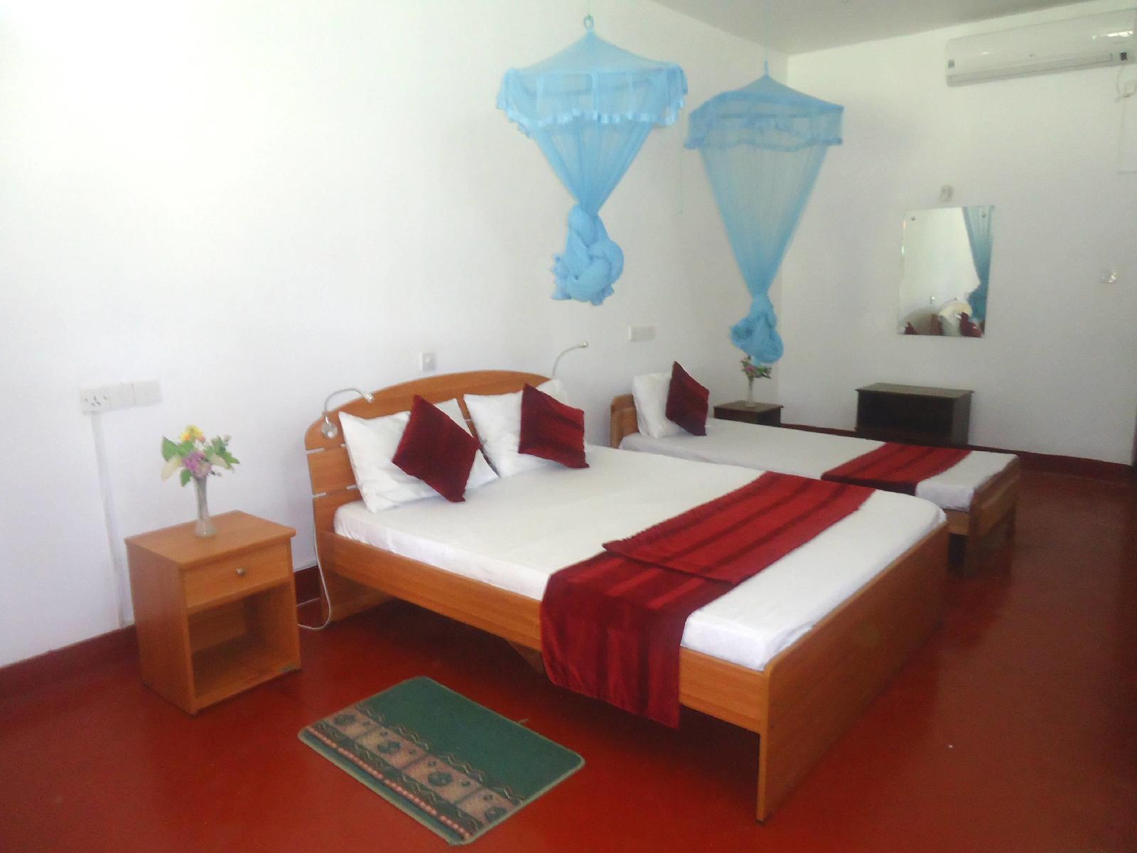 Hotel White Sand Beach