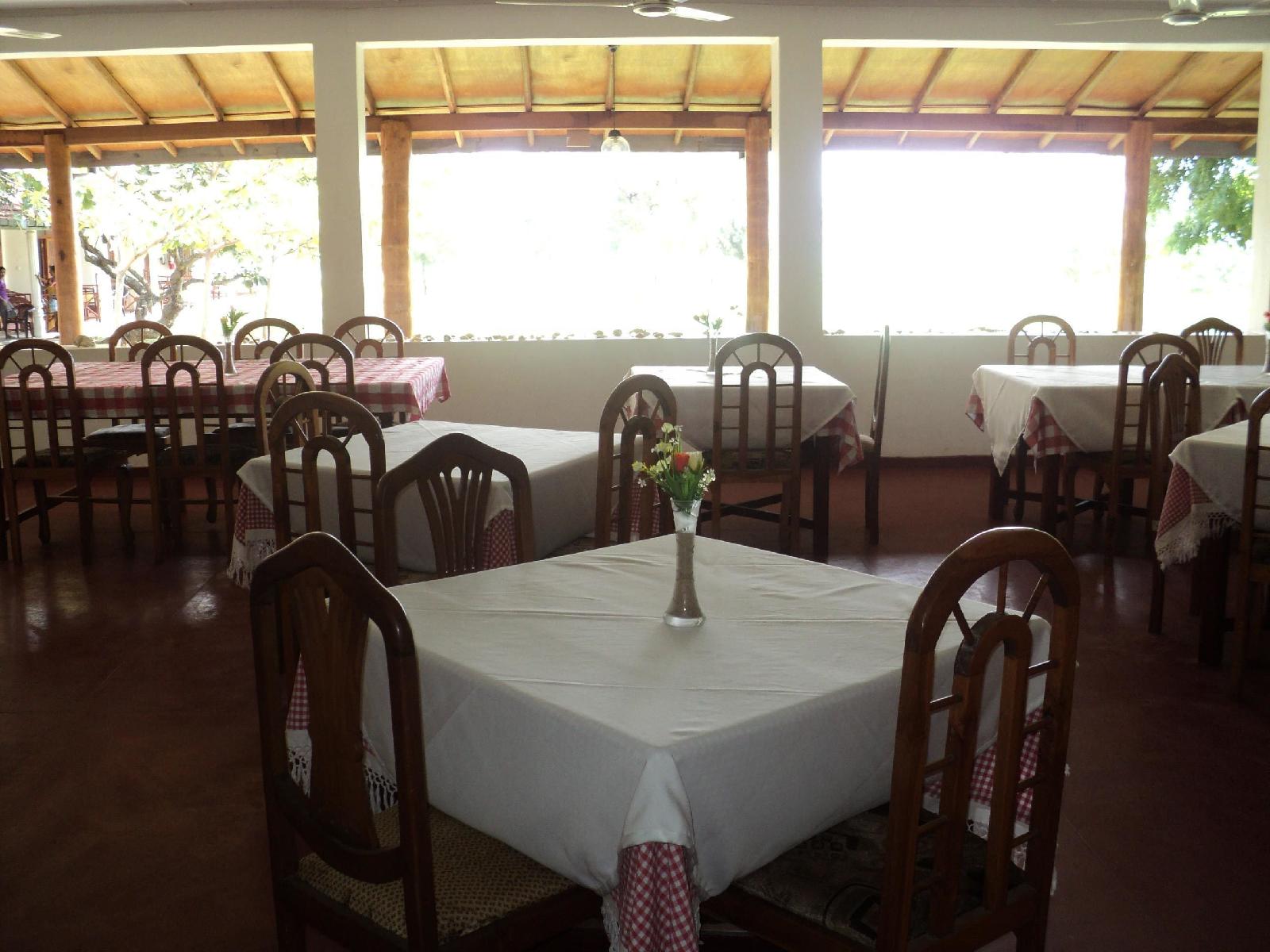 Hotel White Sand Beach