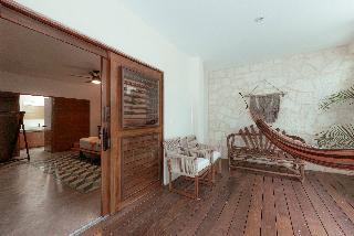 Prana Boutique Hotel