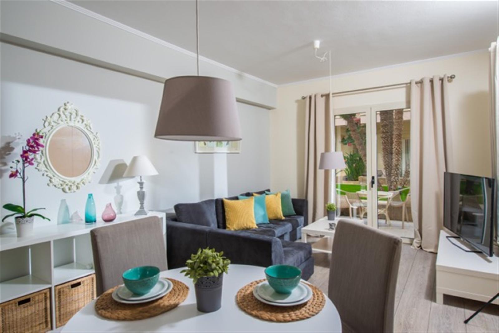 Danaides Apartments