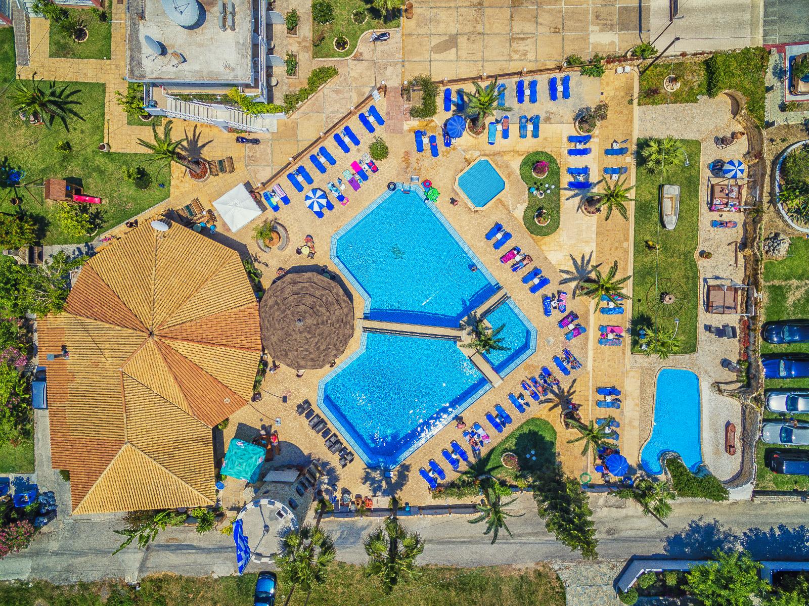 Antonis Apartments