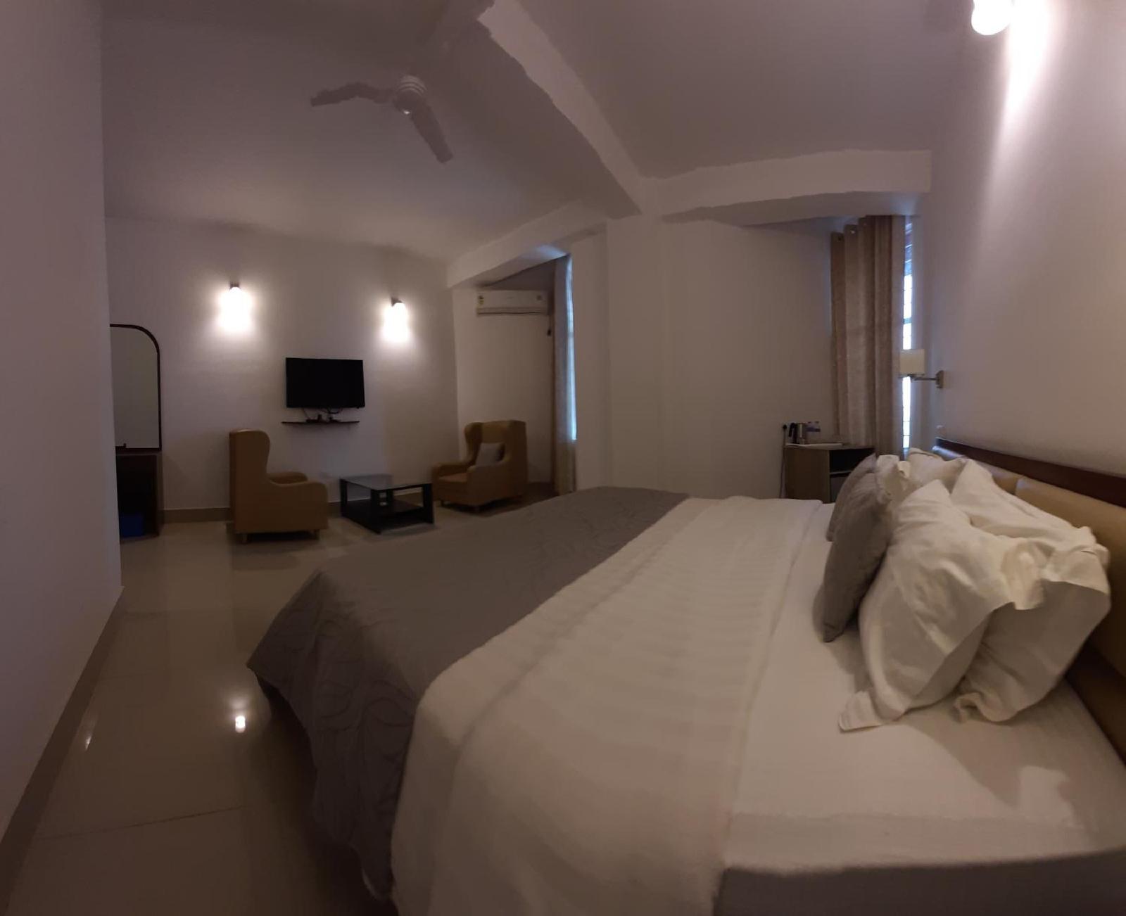 Hotel Saramati