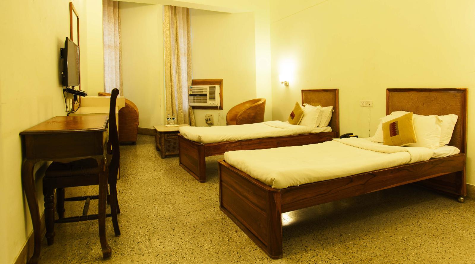 Hotel Saramati