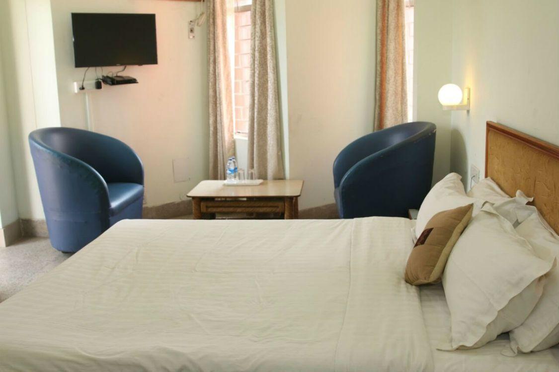 Hotel Saramati