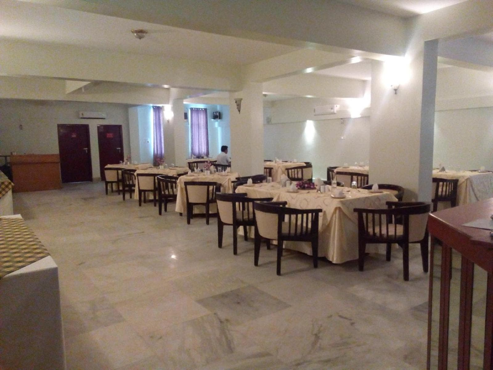 Hotel Saramati