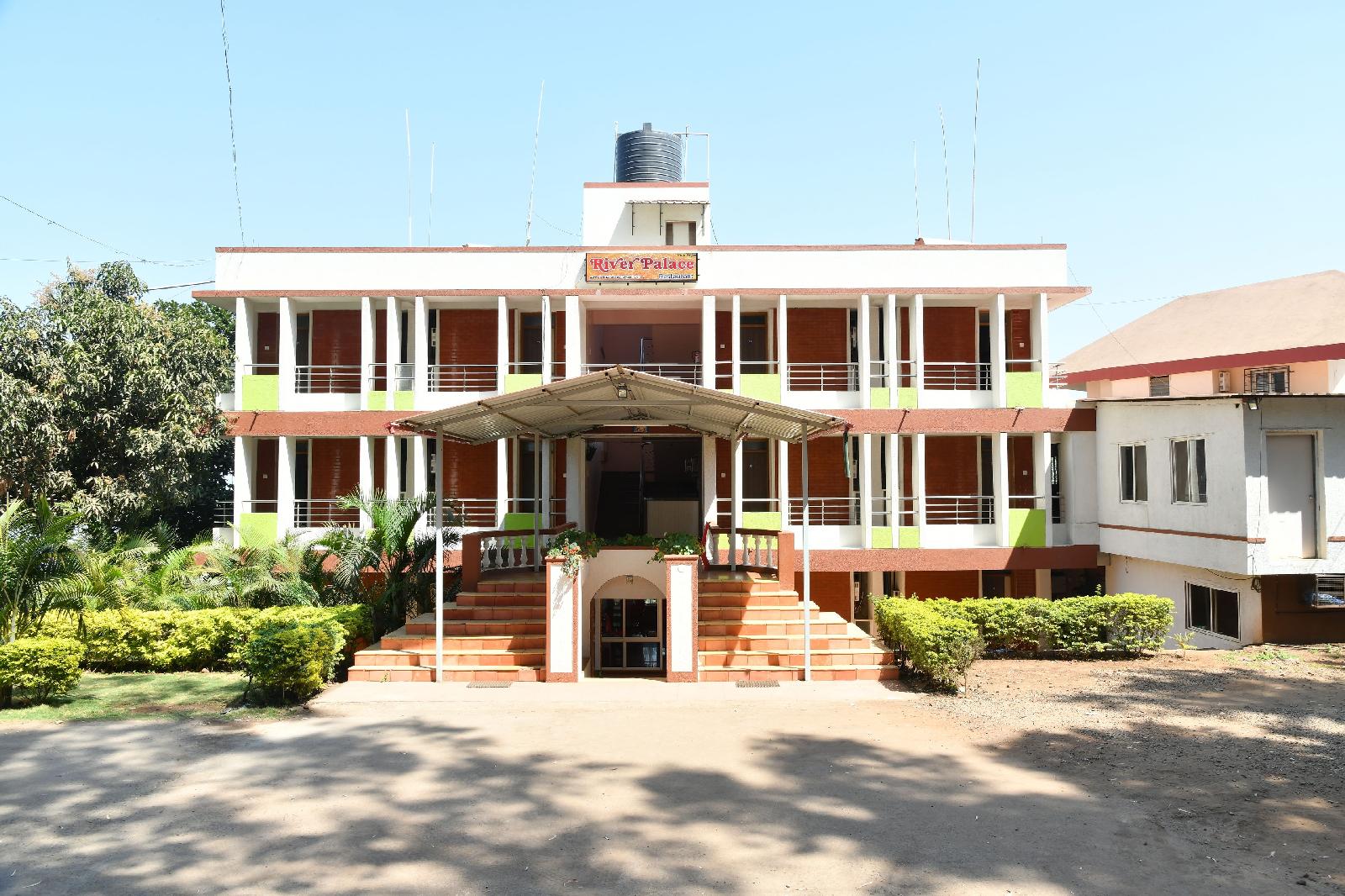 Hotel River Palace Panchgani