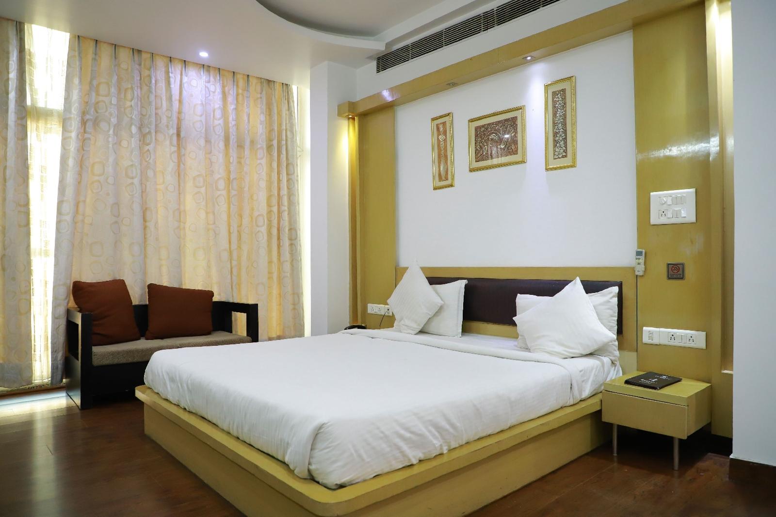 Hotel Parth Inn