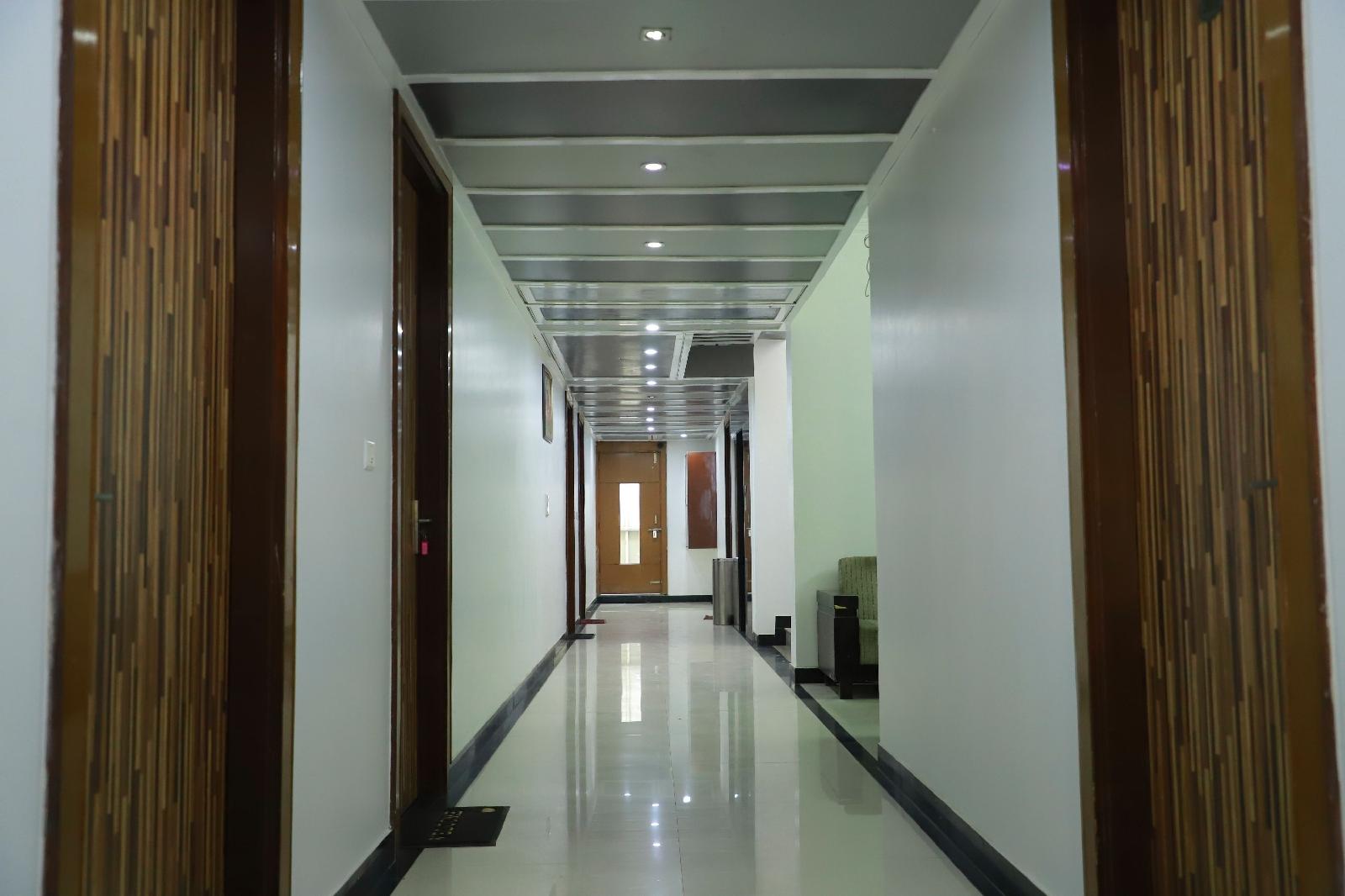 Hotel Parth Inn