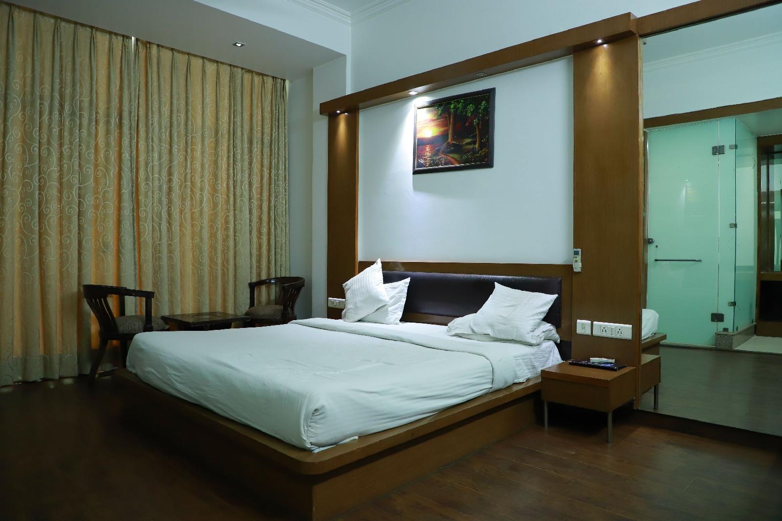 Hotel Parth Inn