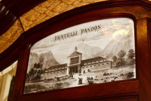 Hotel Pandos