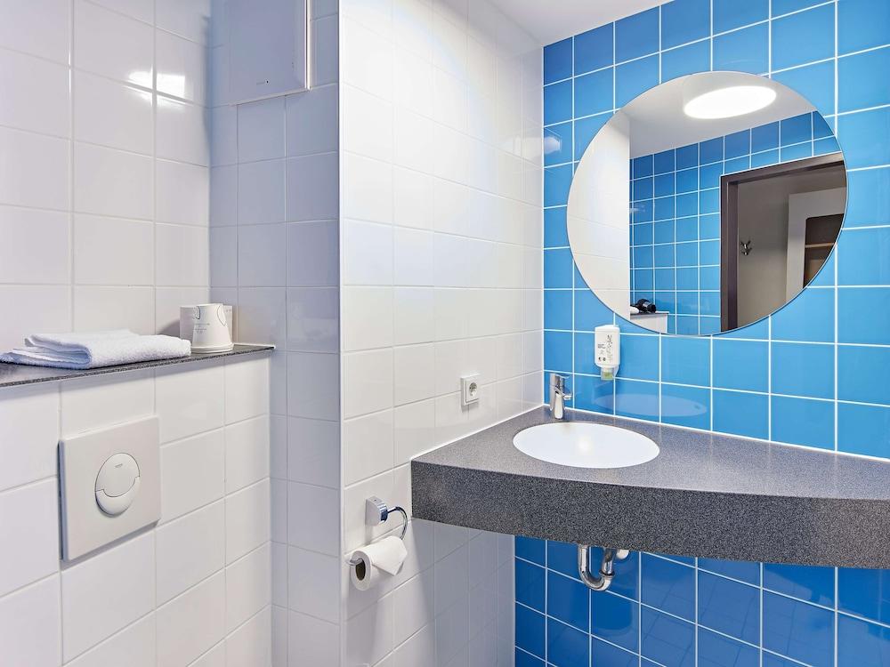 B&B HOTEL Köln-Messe