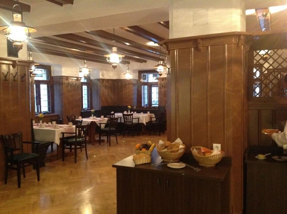 Hotel Goldner Lowe