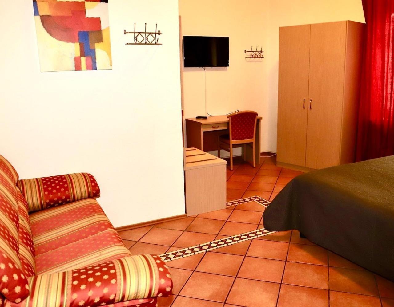 Hotel & Pension Romina
