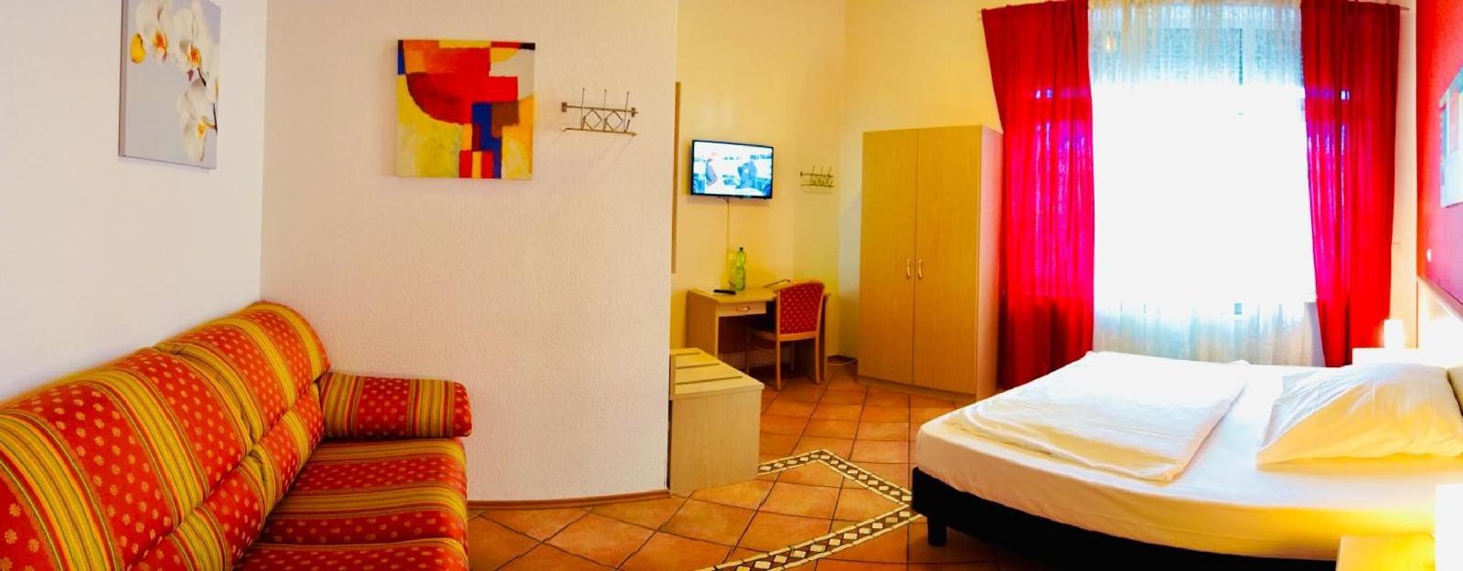 Hotel & Pension Romina
