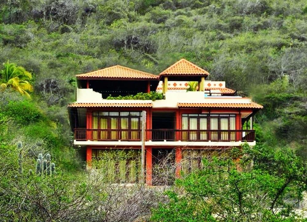 Punta West (Bed and Breakfast)