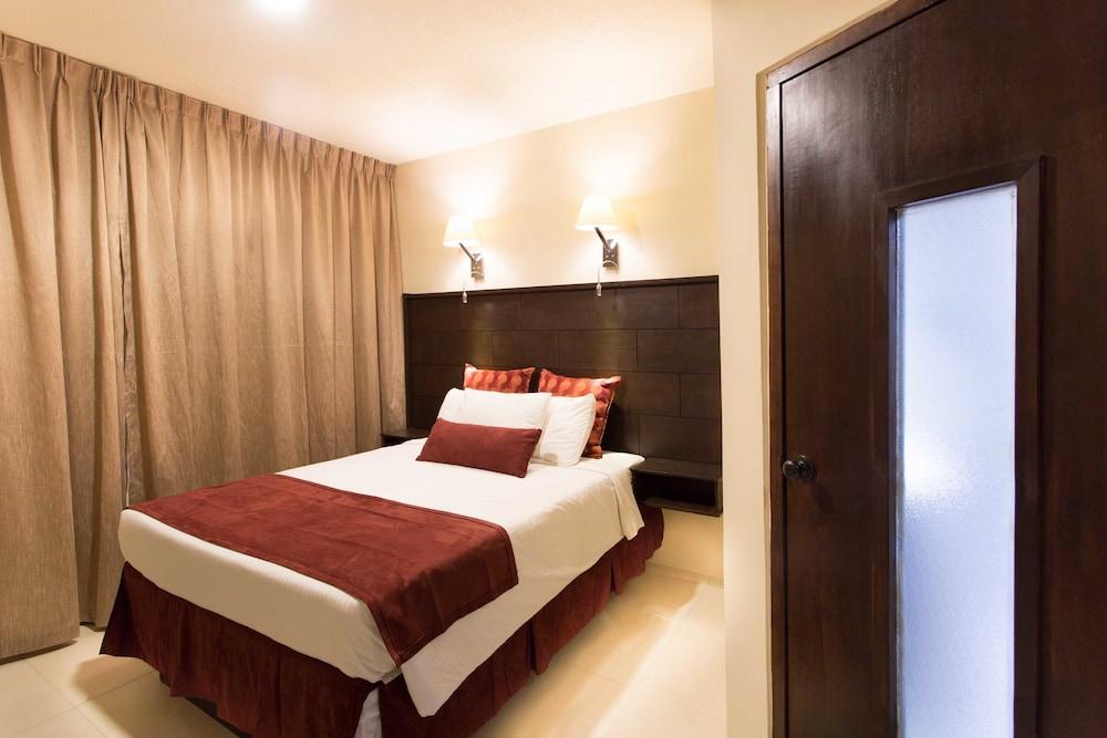 Punta West (Bed and Breakfast)