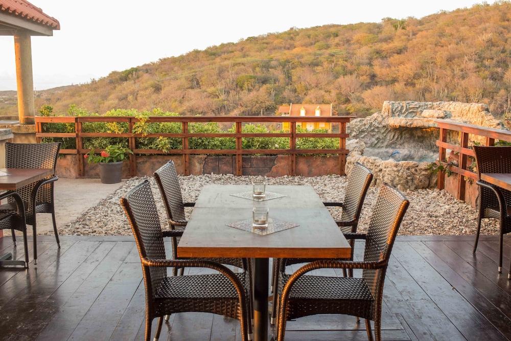Punta West (Bed and Breakfast)