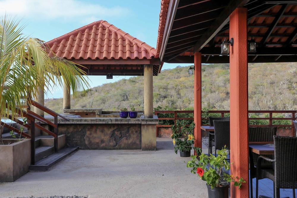 Punta West (Bed and Breakfast)