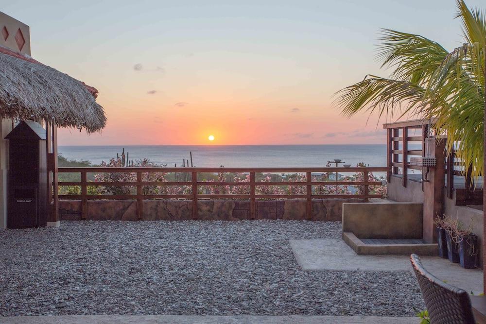 Punta West (Bed and Breakfast)