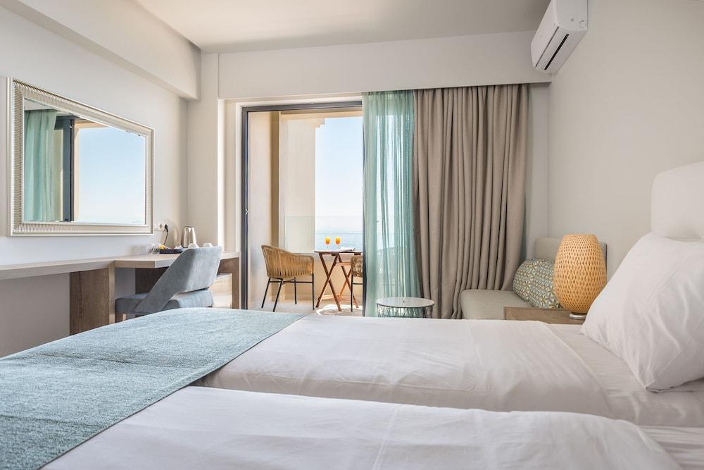 Golden Mare Barbati Hotel