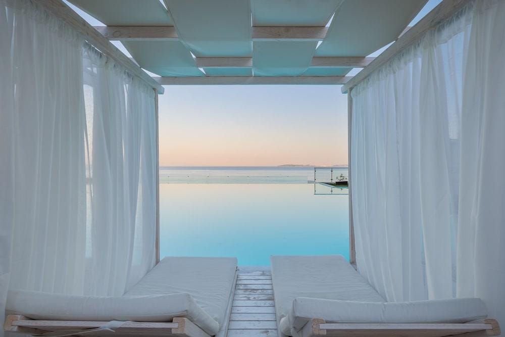 Golden Mare Barbati Hotel
