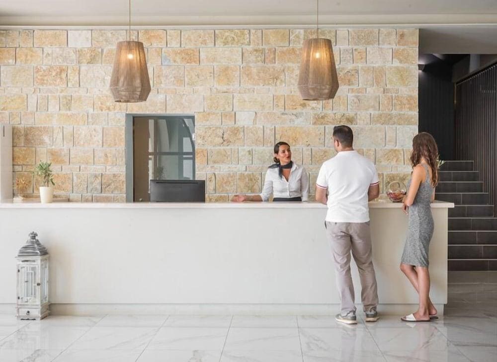 Golden Mare Barbati Hotel