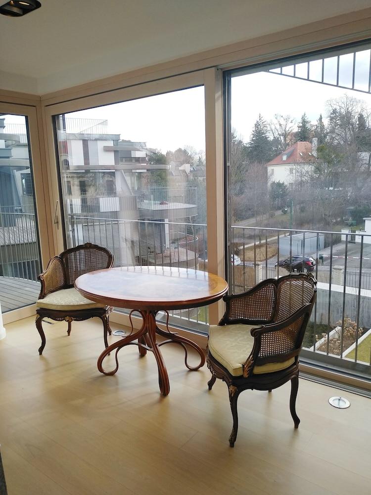 Vienna Garden Residence