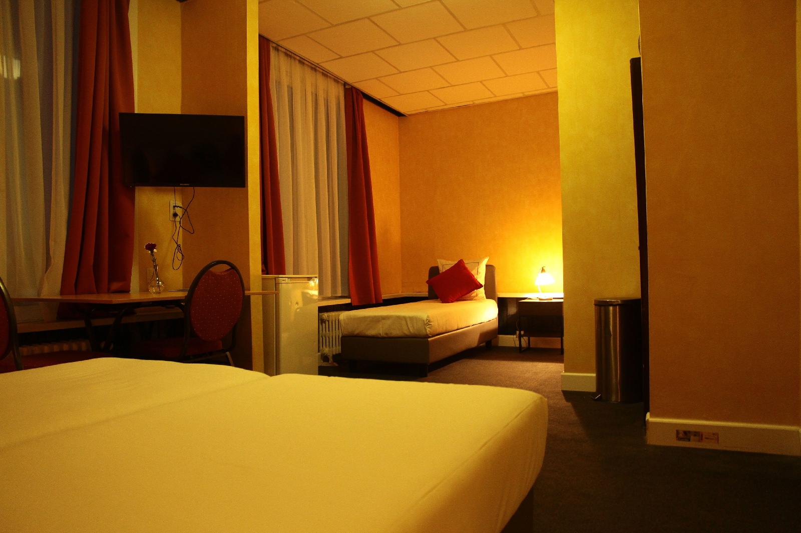 Hotel De Spiegel