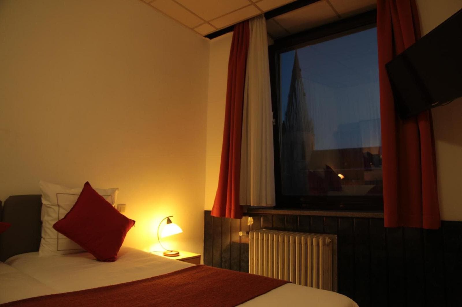 Hotel De Spiegel