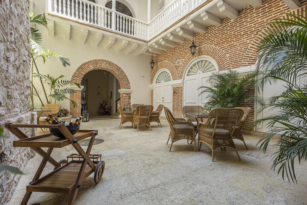 Casa Cochera del Gobernador