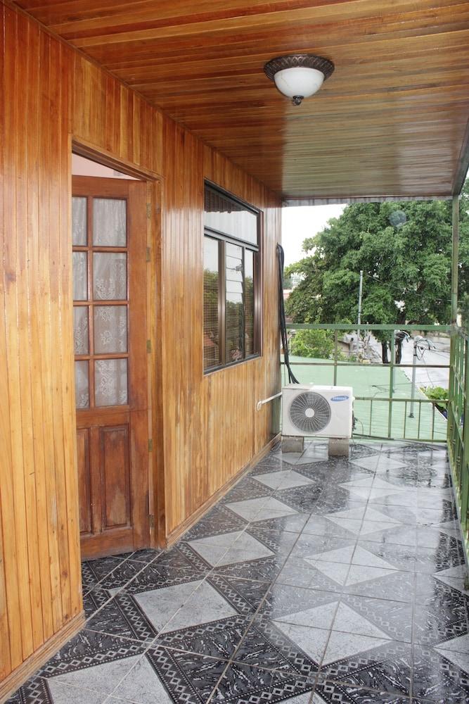 Aparthotel Gonzalez