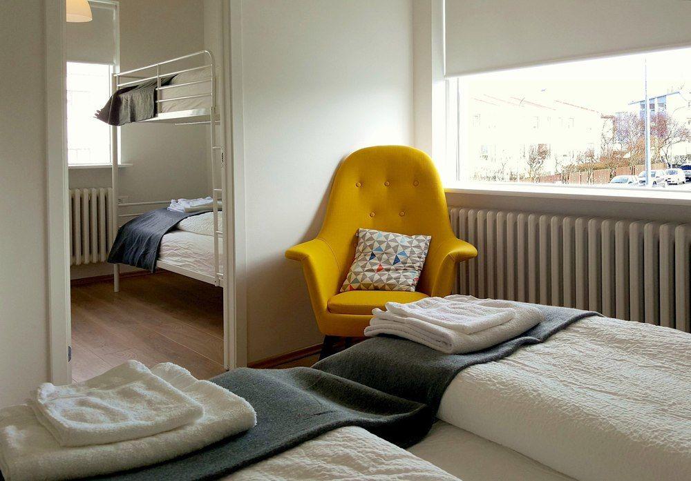 Lakur Guesthouse